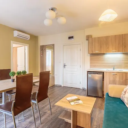 酒店 Tarsis Club & Aquapark 4*