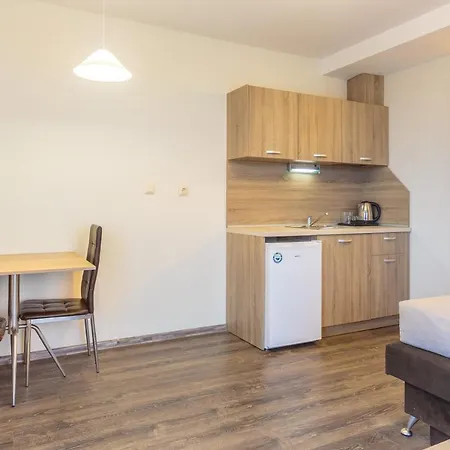 酒店 Tarsis Club & Aquapark 阳光海滩