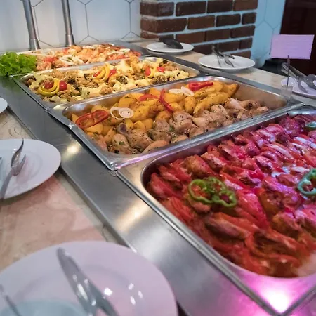 Tarsis Club & Aquapark 酒店