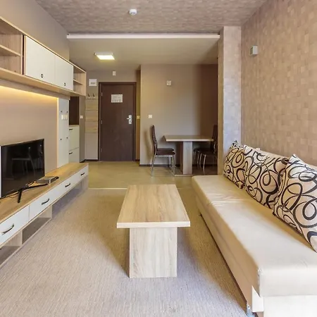 Tarsis Club & Aquapark 酒店 阳光海滩