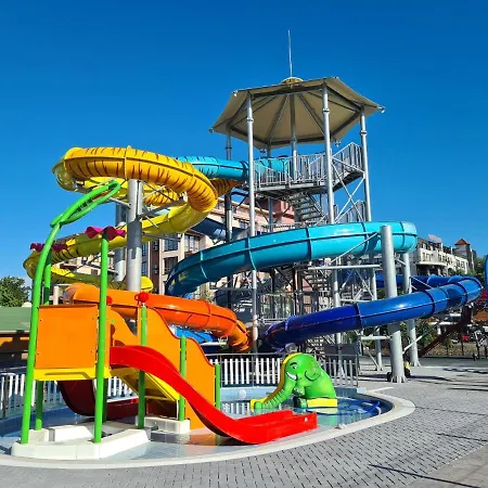 Aparthotel Tarsis Club & Aquapark Sluneční pobřeží
