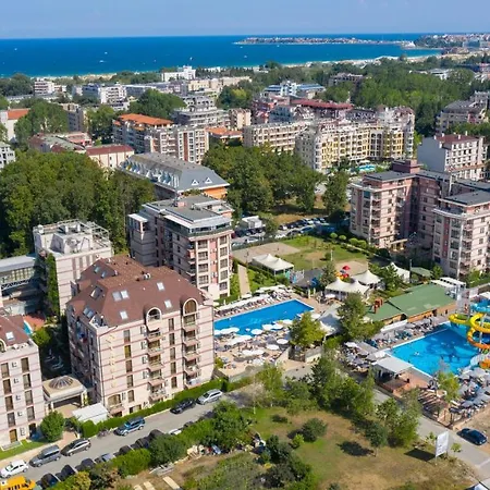 Tarsis Club & Aquapark 4* Sluneční pobřeží