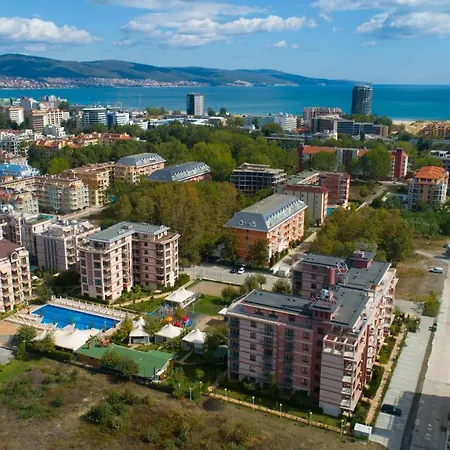Tarsis Club & Aquapark 4* Sluneční pobřeží