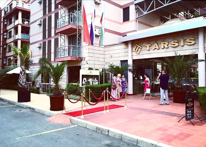 Hotel Tarsis Club & Aquapark 4*