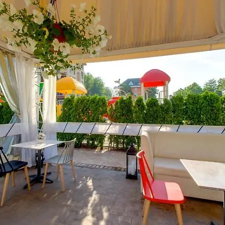 Aparthotel Tarsis Club & Aquapark 4*