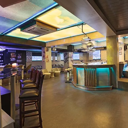 Tarsis Club & Aquapark Aparthotel