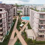 Tarsis Club & Aquapark فندق ساني بيتش